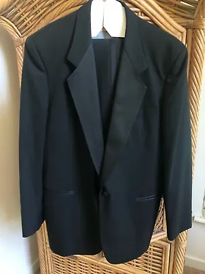 Mens Vintage Tuxedo • $99.99