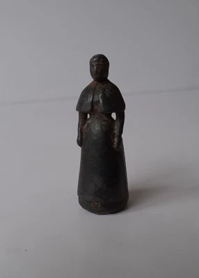 £15 • Buy Small Victorian Leaded Toy Figure Of A Lady - 4.7cm Tall