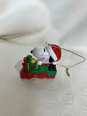 Vintage Peanuts Snoopy On A Christmas Train Description • $3.25