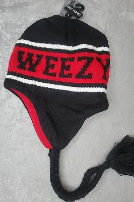 WEEZY Hot Topic Peru Tassel Beanie NWT Red/Black Reversible Young Money YMCMB • £16.71