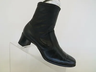 MUNRO Black Leather Zip Ankle Fashion Boots Bootie Size 6 M • $25.64
