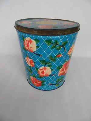 Vintage 1950s Retro Cadburys Roses Chocolates Large Tin Claremont Tasmania • $65
