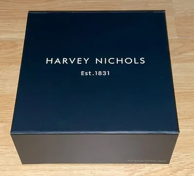 Harvey Nichols Magnetic Medium Empty Box & Tissue Paper 24x23.5x10.5cm • £5.50