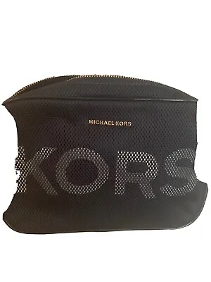 Michael Kors Crossbody • $35