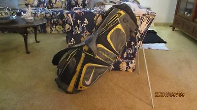 Used Nike SQ Sasquatch Carry Stand Bag Duel 8 Way 6 Pockets Black/Gray/Yellow • $70