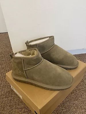 UGG Australia Classic Ultra Mini Women's Boots Size 5 • £50