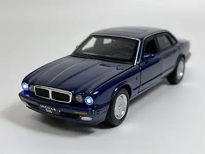 Jaguar XJ6 LHD Pacific Blue Light & Sound 1:32 Scale 32110014 • $44.24