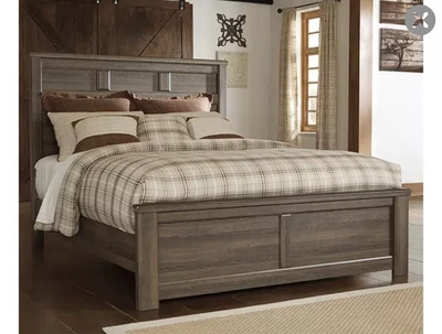 $200 • Buy Jurado Ashley Furniture Queen Bedroom Set