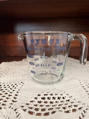 Vintage Pyrex Glass Measuring 2 Cup Blue Print Lettering Open Handle U.S.A. • $20