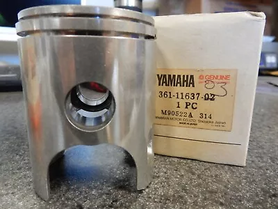 NOS Yamaha 3RD O/S 0.75mm Piston 1973-1975 RD250 361-11637-02 • $49.49