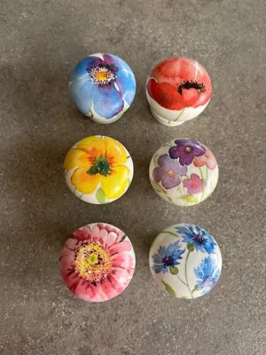 £18 • Buy Set Of 6 Beautiful Handcrafted Door Knobs - ‘Watercolour Florals’