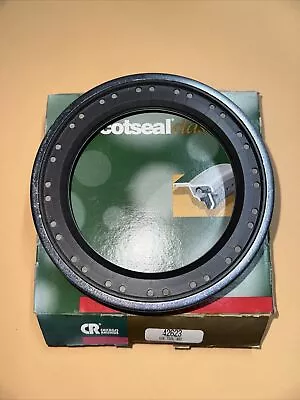 SKF / CR 42623 Wheel Seal Scotseal Classic Volvo Freightliner Free Shipping! • $31