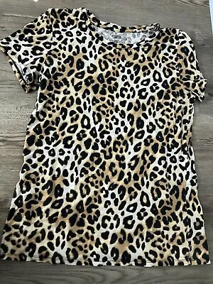 Victoria Secret Pink Leopard/cheetah Print T Shirt Size Medium • $9.99