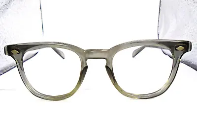 USS 4 1/2 - 5 3/4 Green 46-22 Vintage Eyeglasses Frames • $99.49