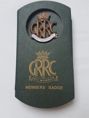 £19.99 • Buy GOODWOOD ROAD RACING CLUB GRRC - PAIR Of Members Enamel Pin Badges 2011