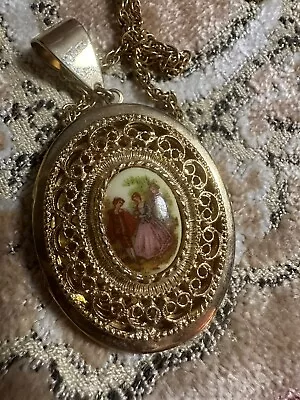 Large Filigree Locket Limoge French Vintage • $20