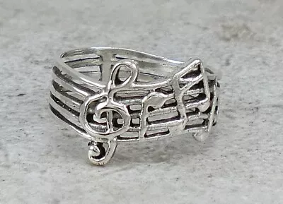 .925 STERLING SILVER MUSIC NOTES BAND RING Size 9 Style# R3415 • $12.59