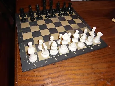 $49.50 • Buy 3 7/8  Inch King Black And White Staunton Chessmen With Wooden Board VINTAGE EUC