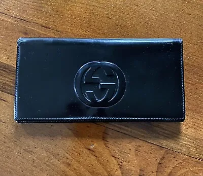 $187 • Buy Authentic Gucci Vintage GG Logo Wallet
