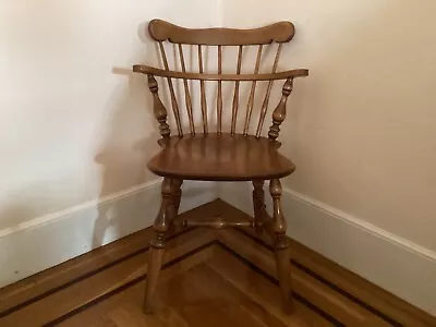 1 Pc )  ETHAN ALLEN Baumritter Nutmeg Maple Comb Back Accent Dining Chair  • $160