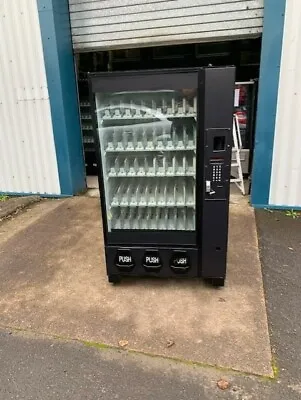 Bevmax 45 Cold Drinks Vending Machine • £800