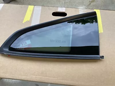 2022 Ford Mustang Quarter Glass Window Oem Left JR3Z6329711C • $75