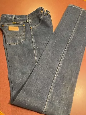 Wrangler Original Fit Jeans 32/44 • $23.99