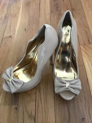 C Label Jocelyn-47 Peep Toe Heels W/Bow Womens Shoes Size 6.5 • $25.99