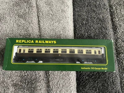 REPLICA 12051 BACHMANN GWR 60' COLLETT 3rd CLASS COACH BOXED • £15