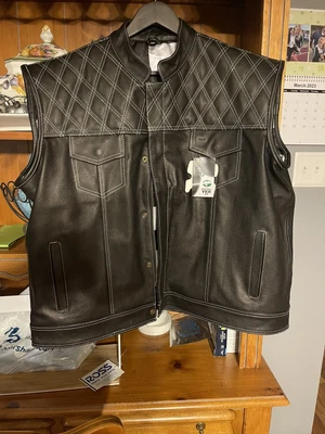 $130 • Buy In USA MC Burton Leather Hunt Club Diamond Quilted Biker Vest