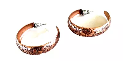 Large Vintage Copper Embossed Floral Hoop Pierced Earrings 1.25  • $9.99