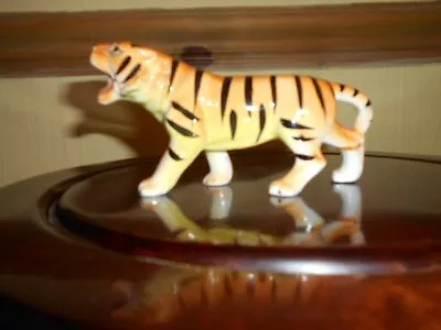 Vintage Ceramic Tiger • £20