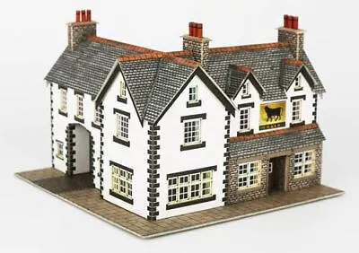 N Scale Coaching Inn - Metcalfe PN128 • £13