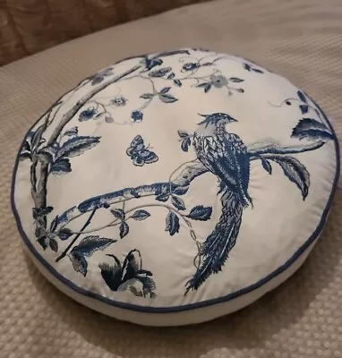 Laura Ashley Oriental Garden Summer Palace Round Cushion Blue White ( 16 Inches) • £30