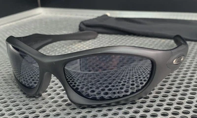 $212.12 • Buy Oakley Monster Dog | Matte Black | Grey