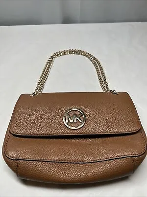 Michael Kors Fulton Small Chain Bag • $99.99