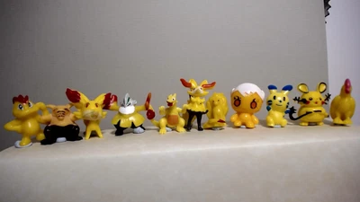 $10 • Buy 11 Vintage Miniature Pokemon Figures All In Perfect Condition