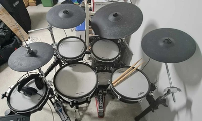 $9500 • Buy Top Of The Range - Roland TD50 Electronic Drumkit! 