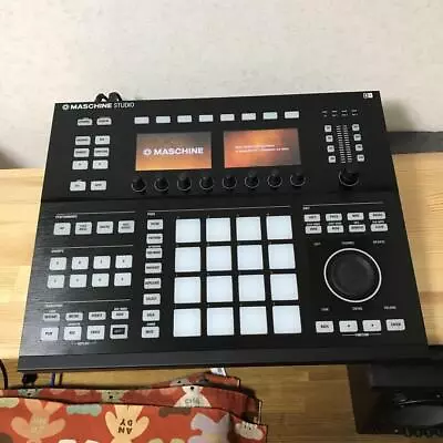 Native Instruments MASCHINE STUDIO Groove Production System Sampler Black • $310.67