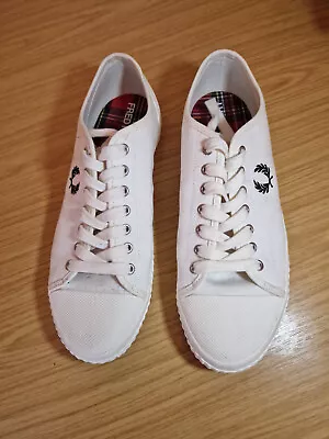 Fred Perry Hughes Low Canvas Light Ecru Trainers UK 10 EXCELLENT CONDITION • £23