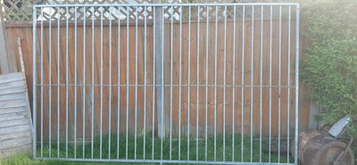 £65 • Buy Galvanised Dog Run Panels .