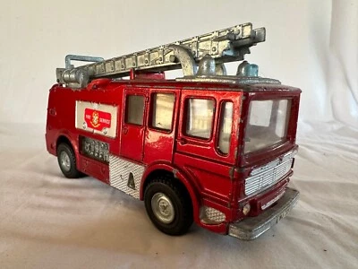 £10 • Buy Dinky Marquis Fire Engine No 285 With 2 X Ladders