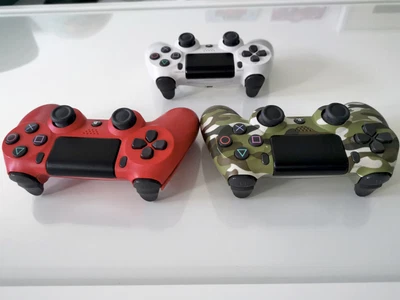 $45 • Buy 3x Genuine Sony PS4 PlayStation 4 DualShock Wireless Controllers