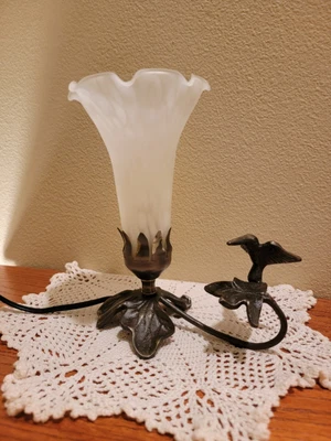 £32.11 • Buy Vintage Style Small Table Frosted Tulip Lamp Bronze Base & Hummingbird 8  Tall