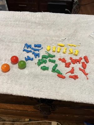 $10 • Buy 36 Piece Small Plastic Animals And Rubber Balls Soft And Bendable Educational