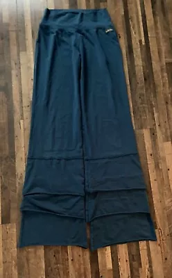 Matilda Jane Crop Pants Womens Small Blue Pull On Elastic Waist Wide Tiered Leg • $9.99