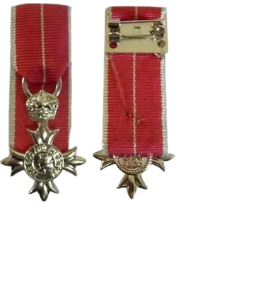 £15 • Buy MINIATURE MOUNTED MBE MILITARY MEDAL, Supplied As Seen With A Pin Brooch To Wear