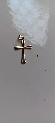 9 Ct Gold Cross Pendant • £40