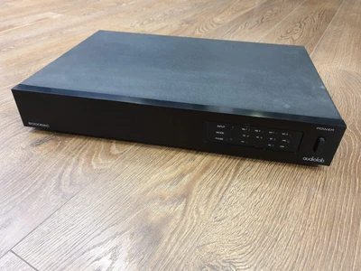 £250 • Buy Audiolab 8000 Digital Analogue Converter
