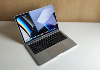 £600 • Buy Apple MacBook Pro 13.3'' 2016 (512GB SSD, I7, 16GB) Laptop - Silver - A1708